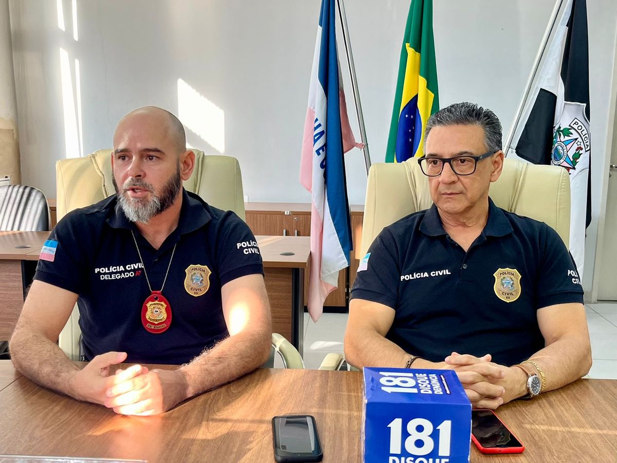 Titular da Delegacia de Polícia (DP) de Marechal Floriano, delegado Luciano Carlos Paulino e delegado-geral da Polícia Civil (PCES), José Darcy Arruda