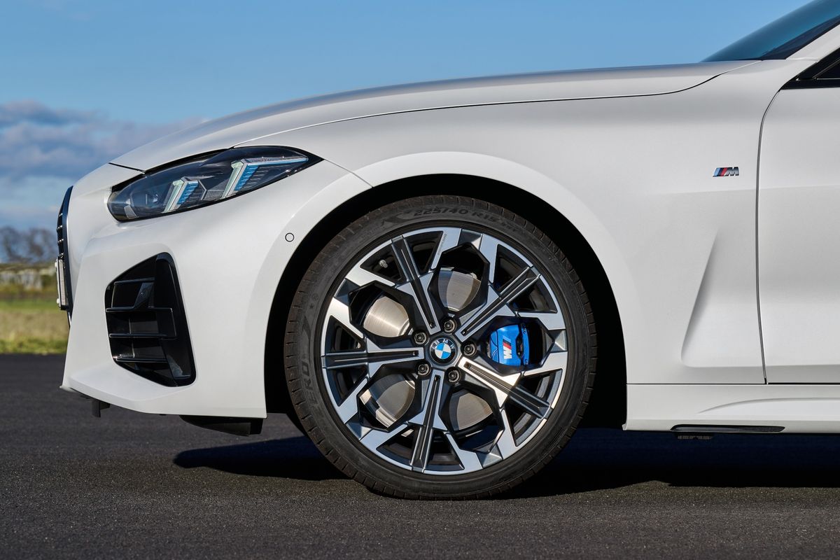 BMW 420i Cabrio por BMW/Divulgação