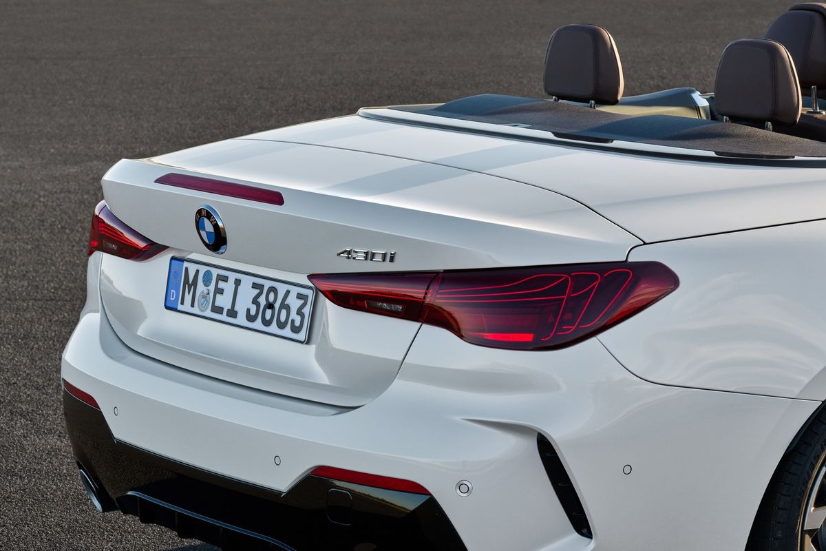 BMW 420i Cabrio por BMW/Divulgação