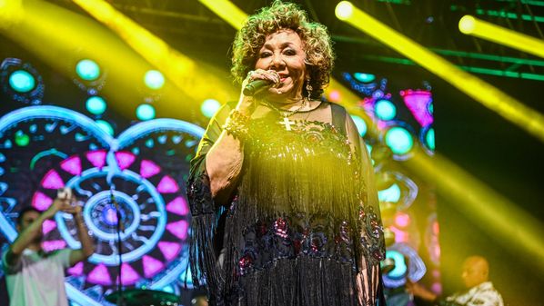 Apresentação da cantora na noite da última sexta (14) precisou ser interrompida devido a mal-estar