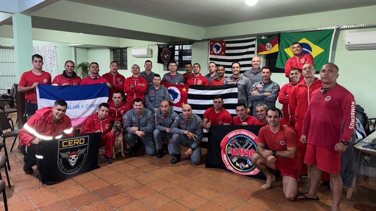 Bombeiros do Espírito Santo viajam ao Rio Grande do Sul após enchente por Divulgação | Bombeiros do ES