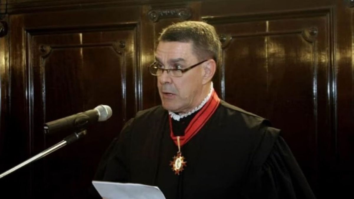O desembargador Ivo de Almeida, alvo de operação da Polícia Federal que o investiga por suspeita de venda de sentença
