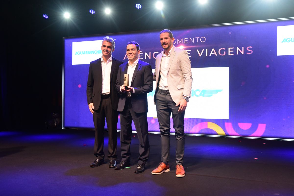 32 Recall de Marcas A Gazeta  por Carlos Alberto Silva