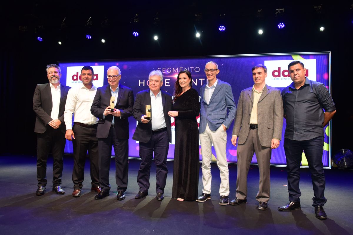 32 Recall de Marcas A Gazeta  por Carlos Alberto Silva