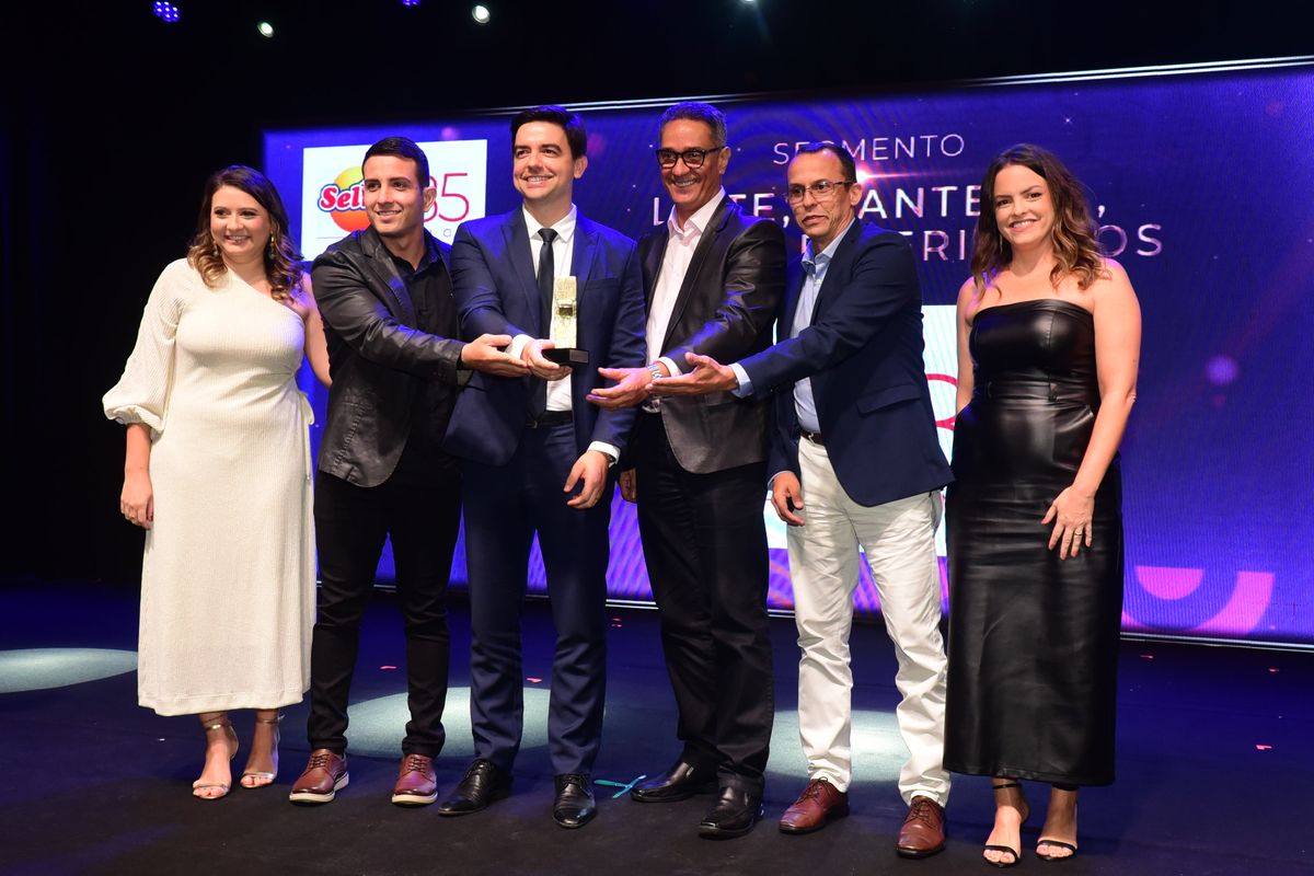 32 Recall de Marcas A Gazeta  por Carlos Alberto Silva