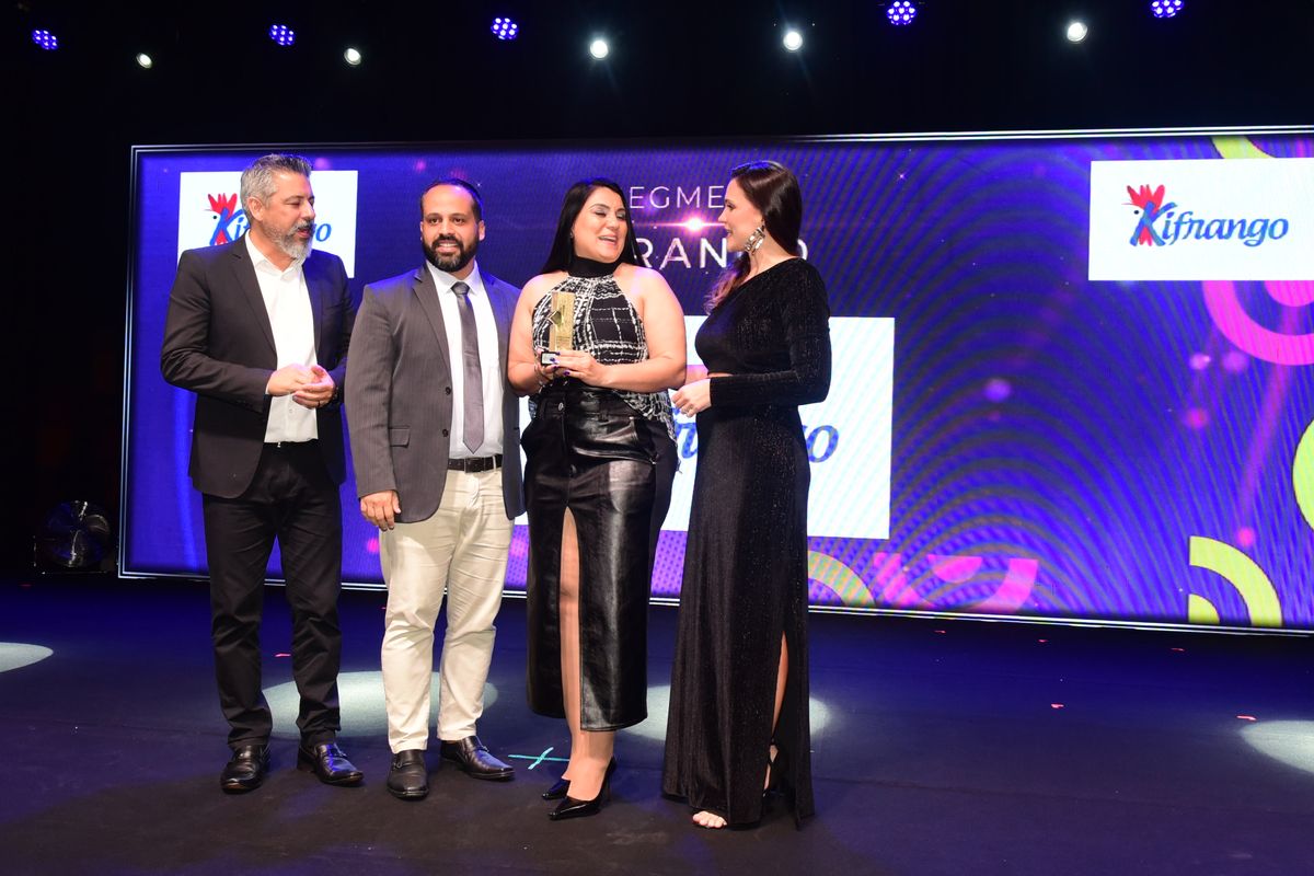 32 Recall de Marcas A Gazeta  por Carlos Alberto Silva