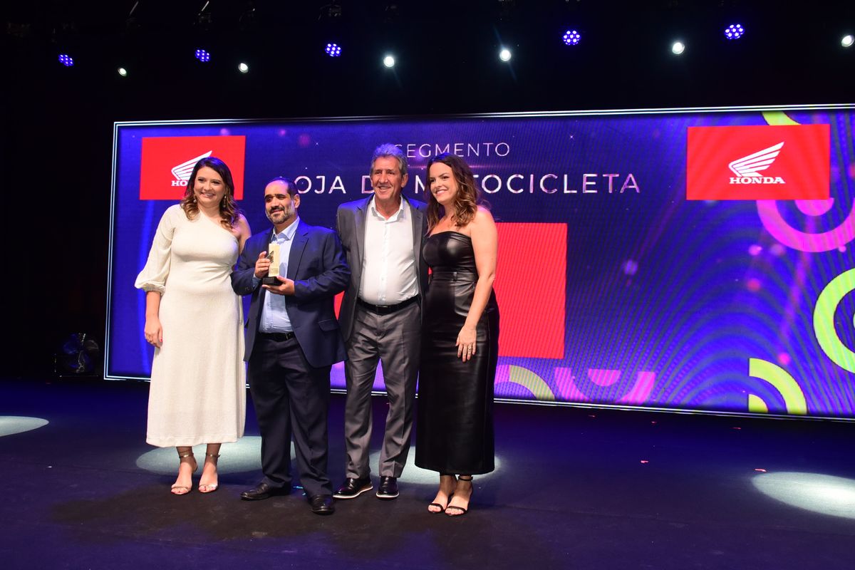 32 Recall de Marcas A Gazeta  por Carlos Alberto Silva