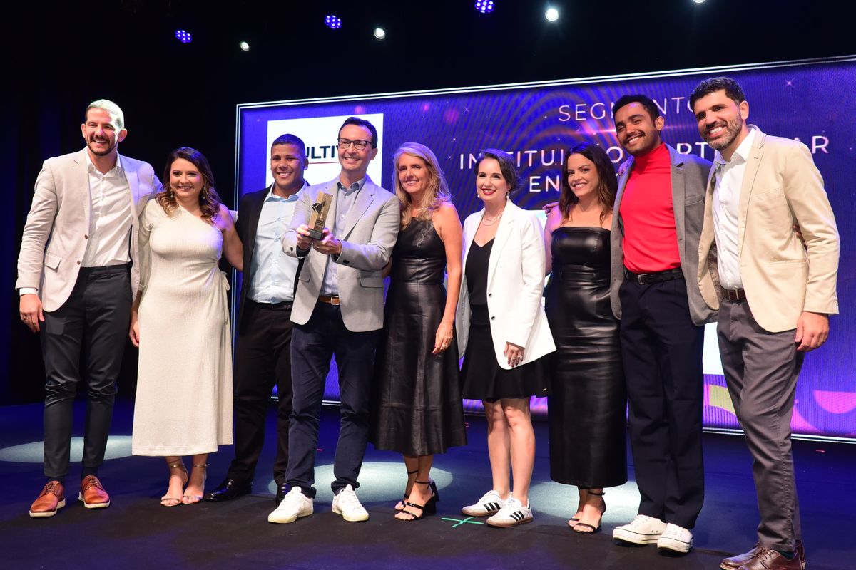 32 Recall de Marcas A Gazeta  por Carlos Alberto Silva