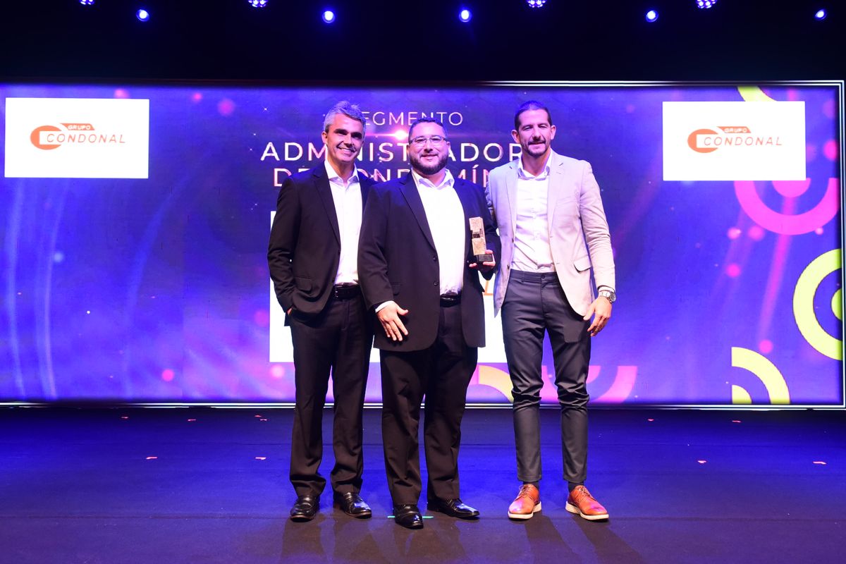 32 Recall de Marcas A Gazeta  por Carlos Alberto Silva