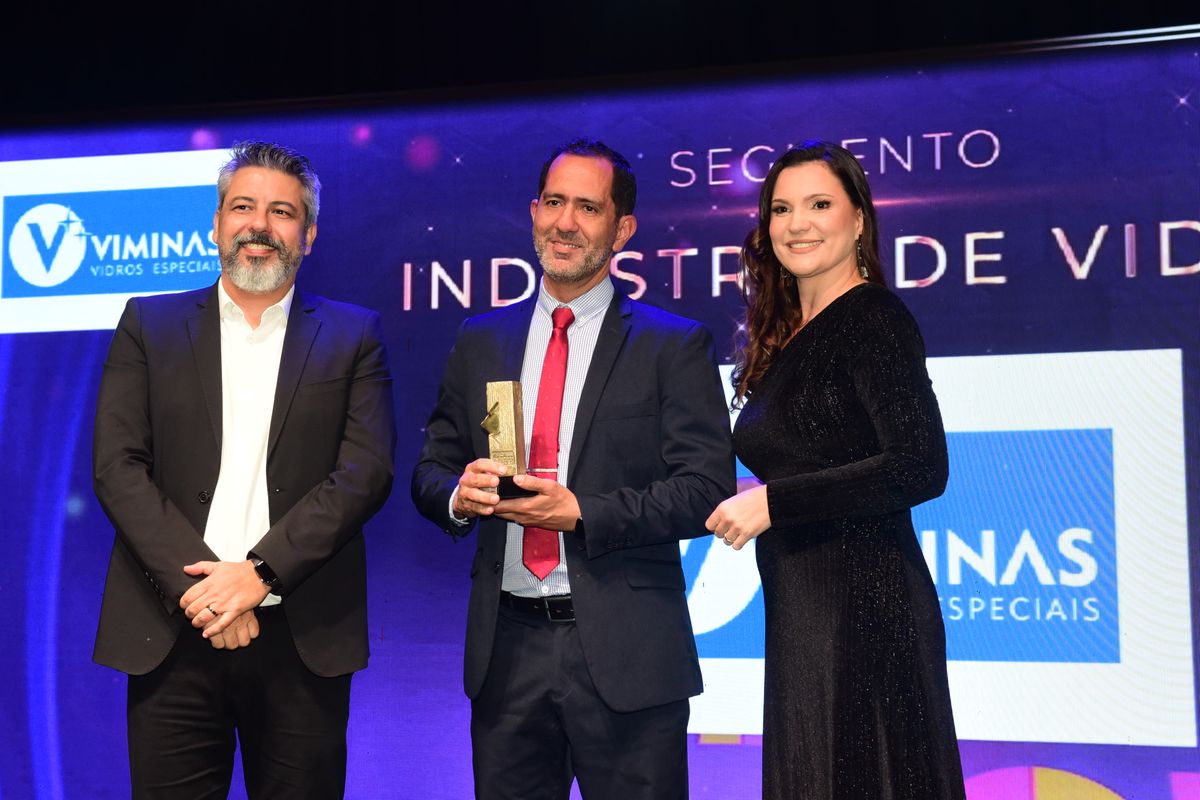 32 Recall de Marcas A Gazeta  por Carlos Alberto Silva