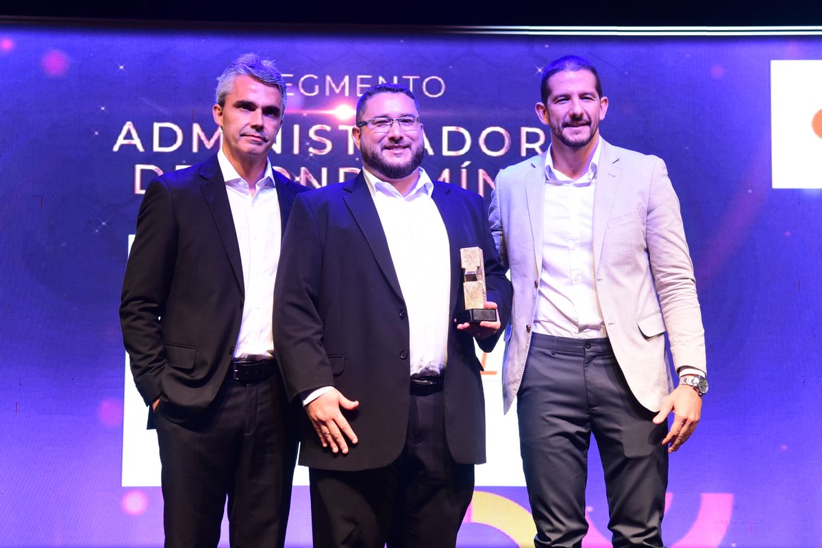 32 Recall de Marcas A Gazeta  por Carlos Alberto Silva