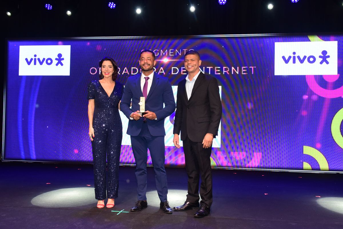 32 Recall de Marcas A Gazeta  por Carlos Alberto Silva