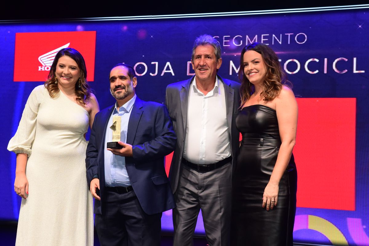 32 Recall de Marcas A Gazeta  por Carlos Alberto Silva