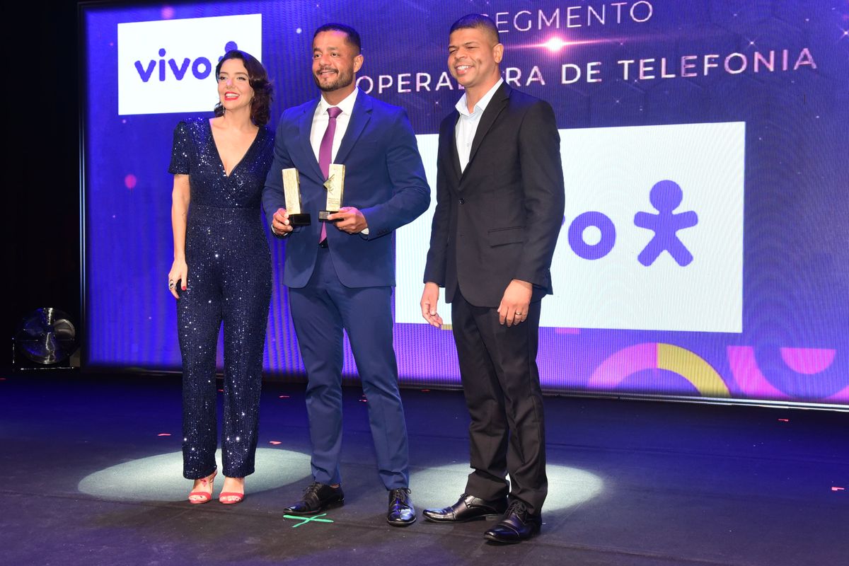 32 Recall de Marcas A Gazeta  por Carlos Alberto Silva