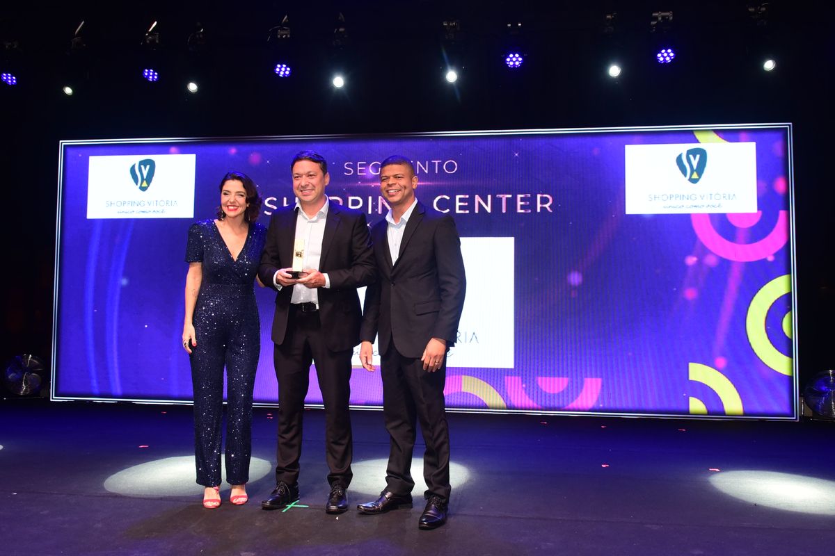 32 Recall de Marcas A Gazeta  por Carlos Alberto Silva