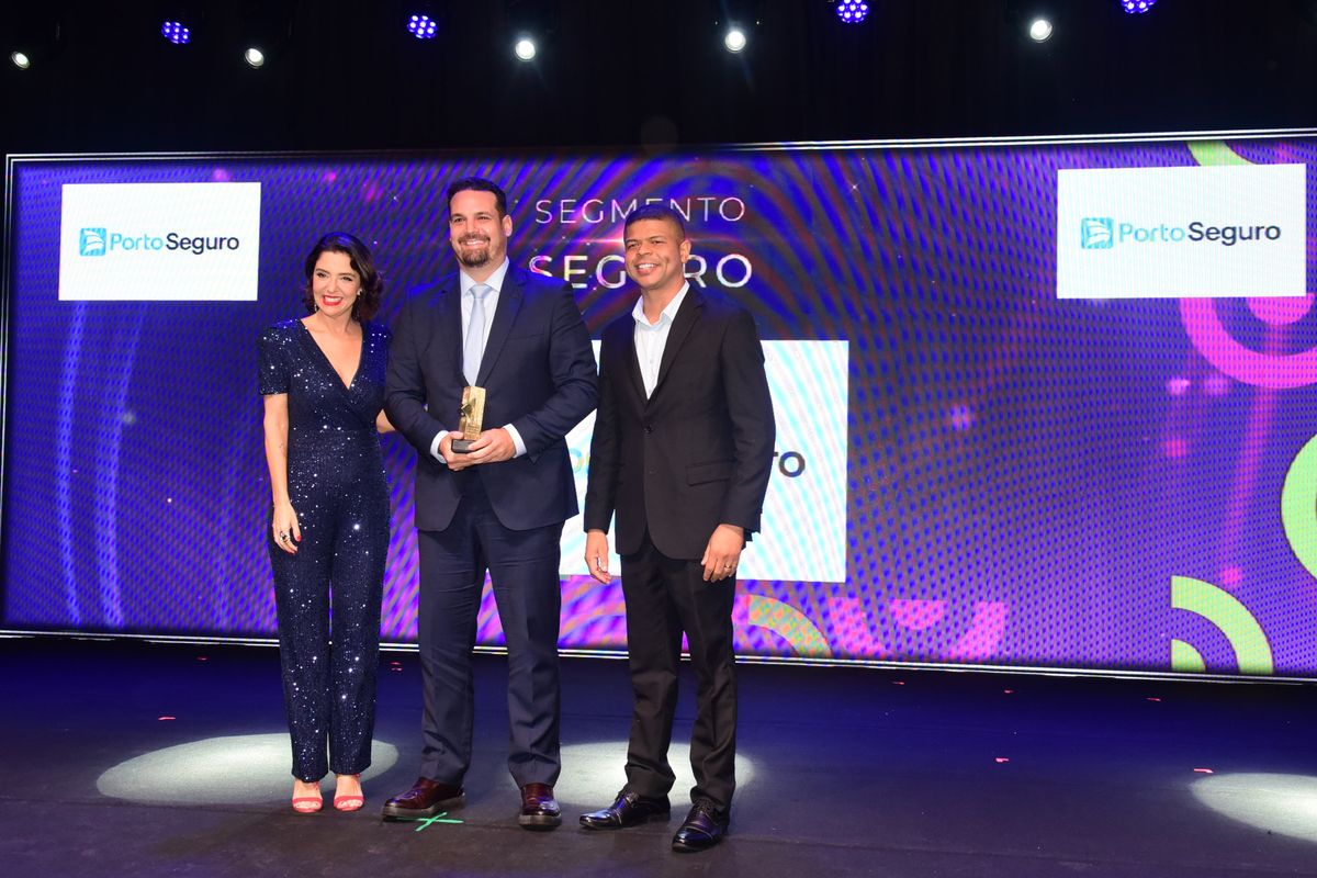 32 Recall de Marcas A Gazeta  por Carlos Alberto Silva