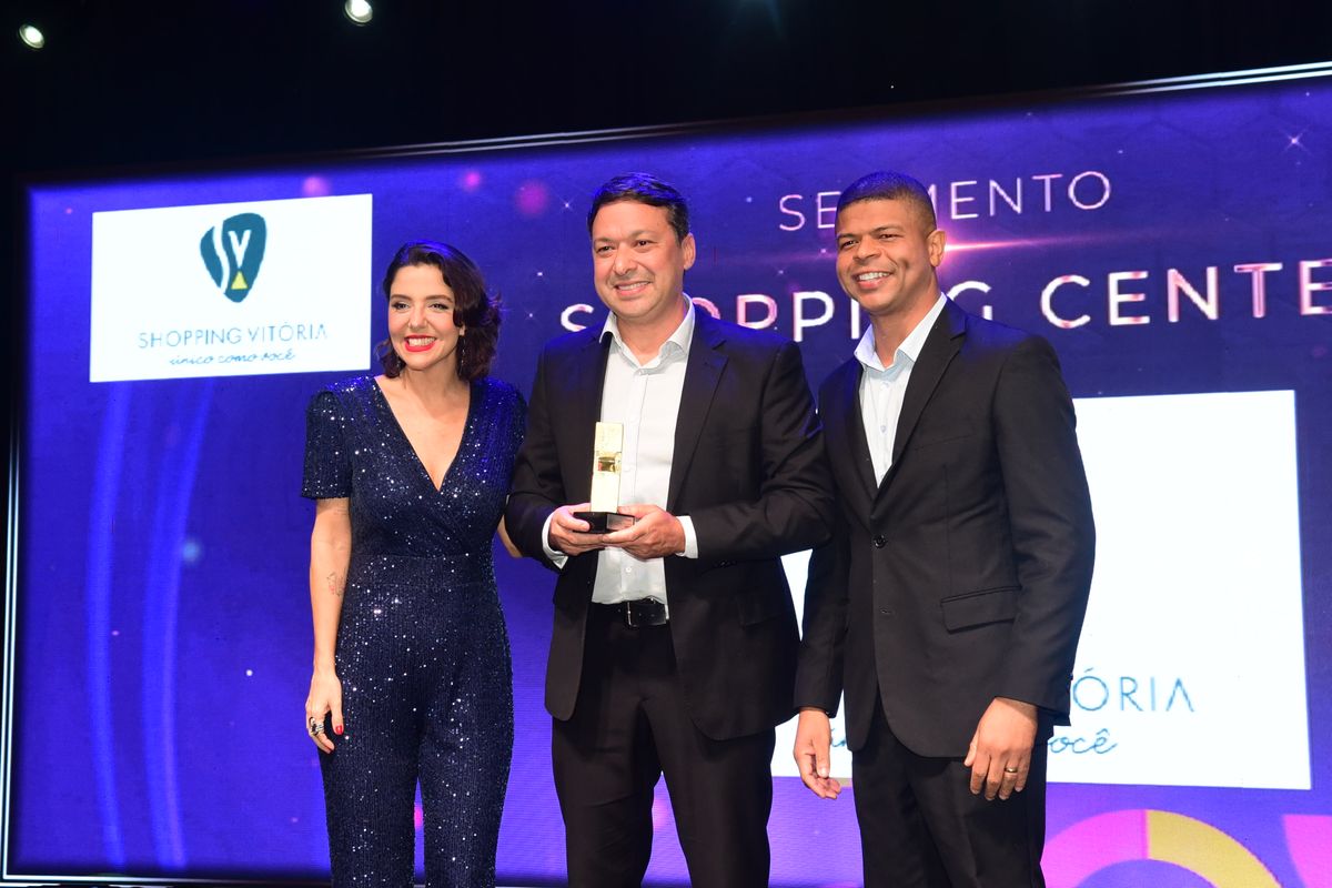 32 Recall de Marcas A Gazeta  por Carlos Alberto Silva