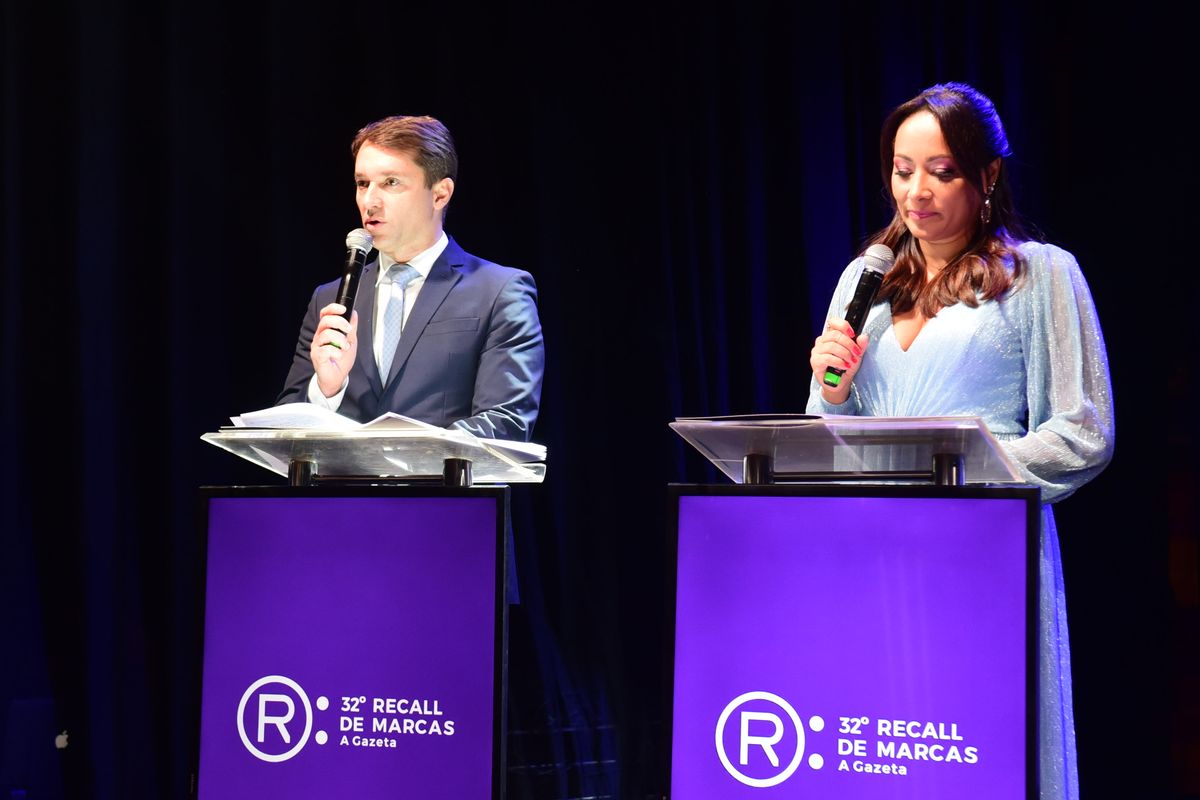 32 Recall de Marcas A Gazeta  por Carlos Alberto Silva