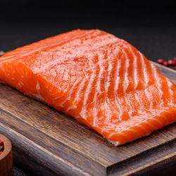 Além de ajudarem no ganho de massa muscular, é ideal inserir as proteínas diariamente nas refeições para manter a saúde de outras estruturas