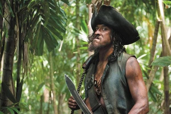 O ator Tamayo Perry em 'Piratas do Caribe: Navegando em Águas Misteriosas'
