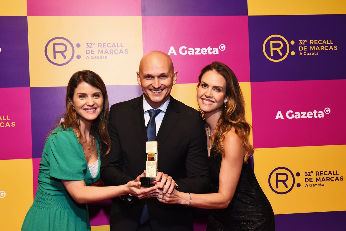 Aline Flores, Flávio Venturini e Sintia Flores -Eletromil-