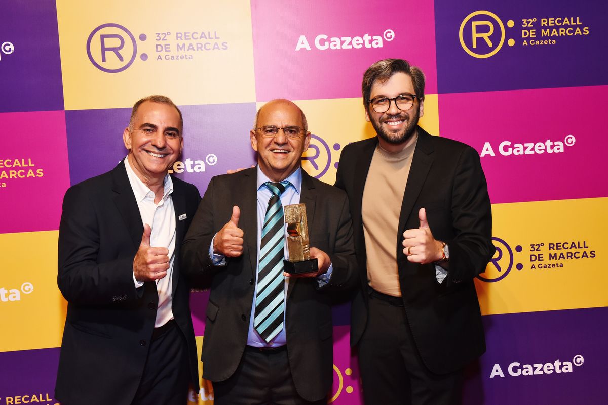 Mario Coutinho, Luiz Coutinho e Yuri Correa -Extrabom-