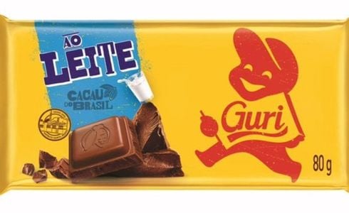 Pela primeira vez em 95 anos, fábrica da Garoto (que pertence à Nestlé) na Glória, em Vila Velha, alterou temporariamente o nome da empresa na barra de chocolate