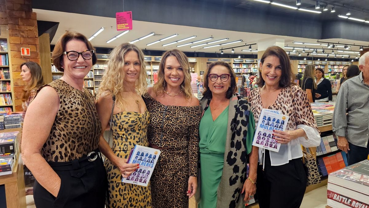 Eulalia Chieppe, Ana Claudia Cardozo, Andréia Lopes, Nazaré Neves e Renata Rasseli
