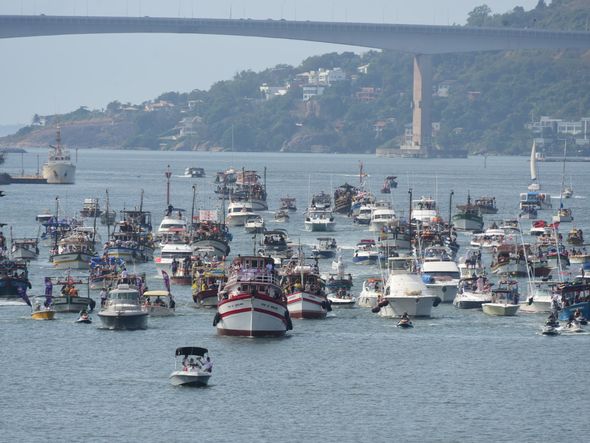 Festa de São Pedro: procissão marítima é marcada por devoção e fé por Ricardo Medeiros