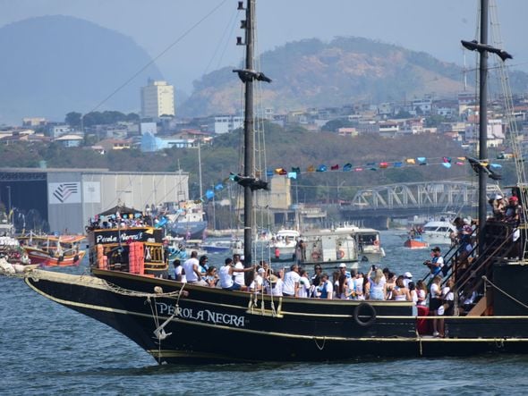 Festa de São Pedro: procissão marítima é marcada por devoção e fé por Ricardo Medeiros