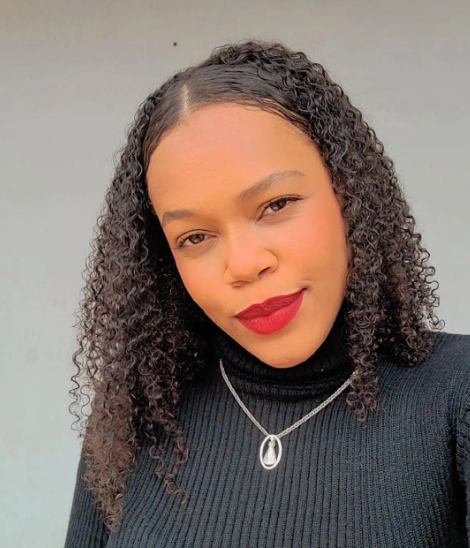 Jamile Vicente, de 21 anos, da comunidade quilombola de São Pedro, em Ibiraçu.