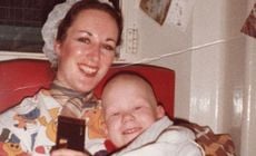 O filho de Antonya Cooper, Hamish, tinha câncer e sentia 'muitas dores' antes de morrer em 1981