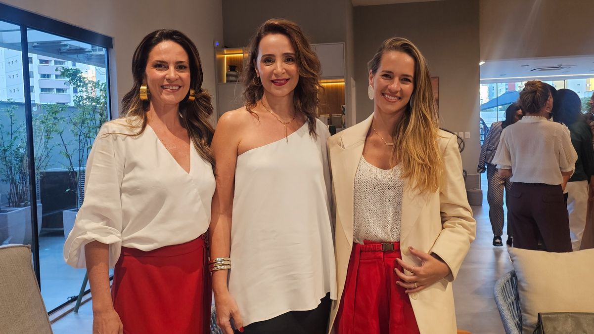 Andrea de Pinho, Bia Schwartz e Patyl  Pimentel 
