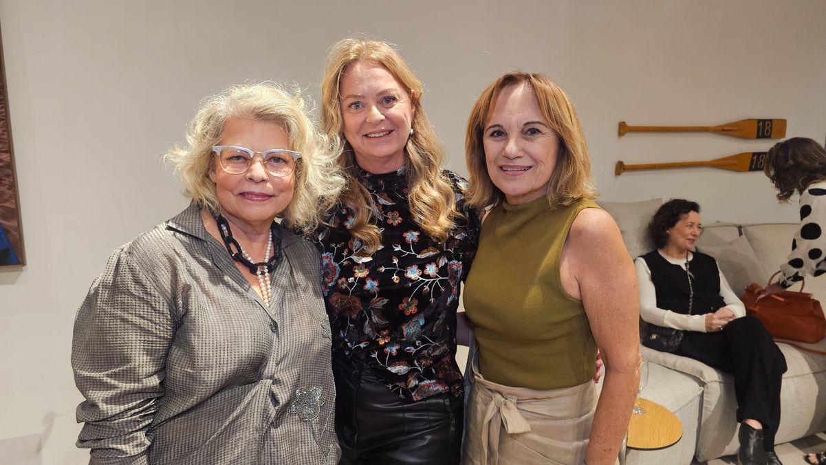 Penha Federicce e Sinthia Ferrari e Marcia Flores 