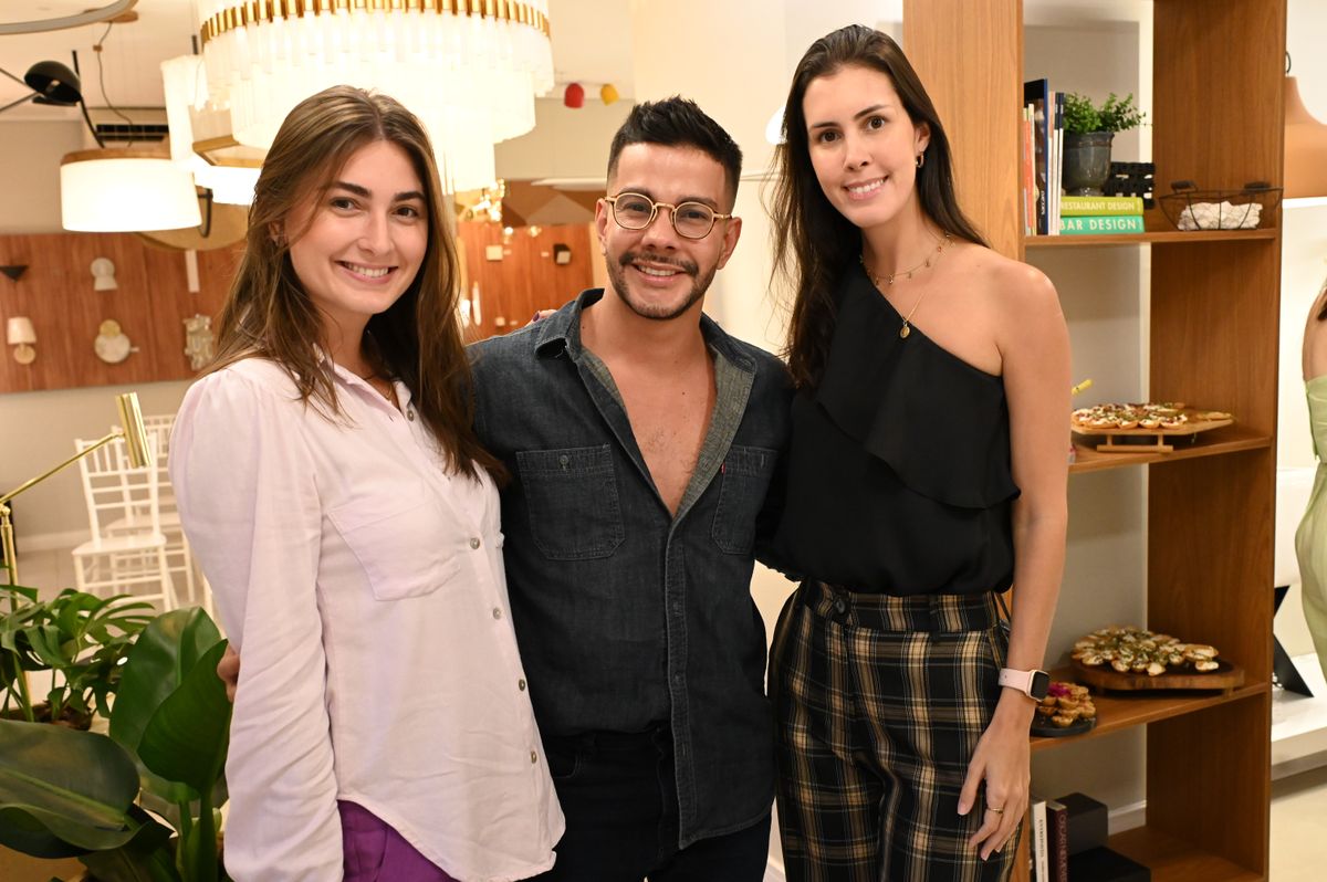 Ariane Mozer , Regilano Dornelas e Mariana Andrade  