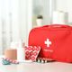 Imagem - 7 dicas para montar a bolsa de remédios para viagem