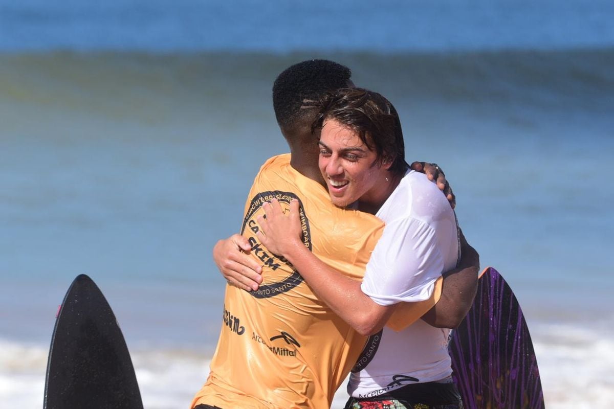 Capixaba Romário de Sousa conquista título brasileiro de Skimboard por Carlos Alberto Silva