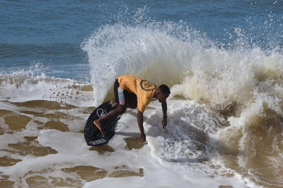 Capixaba Romário de Sousa conquista título brasileiro de Skimboard por Carlos Alberto Silva