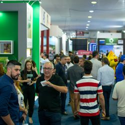 O evento, que será realizado nos dias 16, 17 e 18 de julho, no Pavilhão de
Carapina, terá como tema principal "Inovação e
Sustentabilidade: Construindo o Futuro das Cidades"