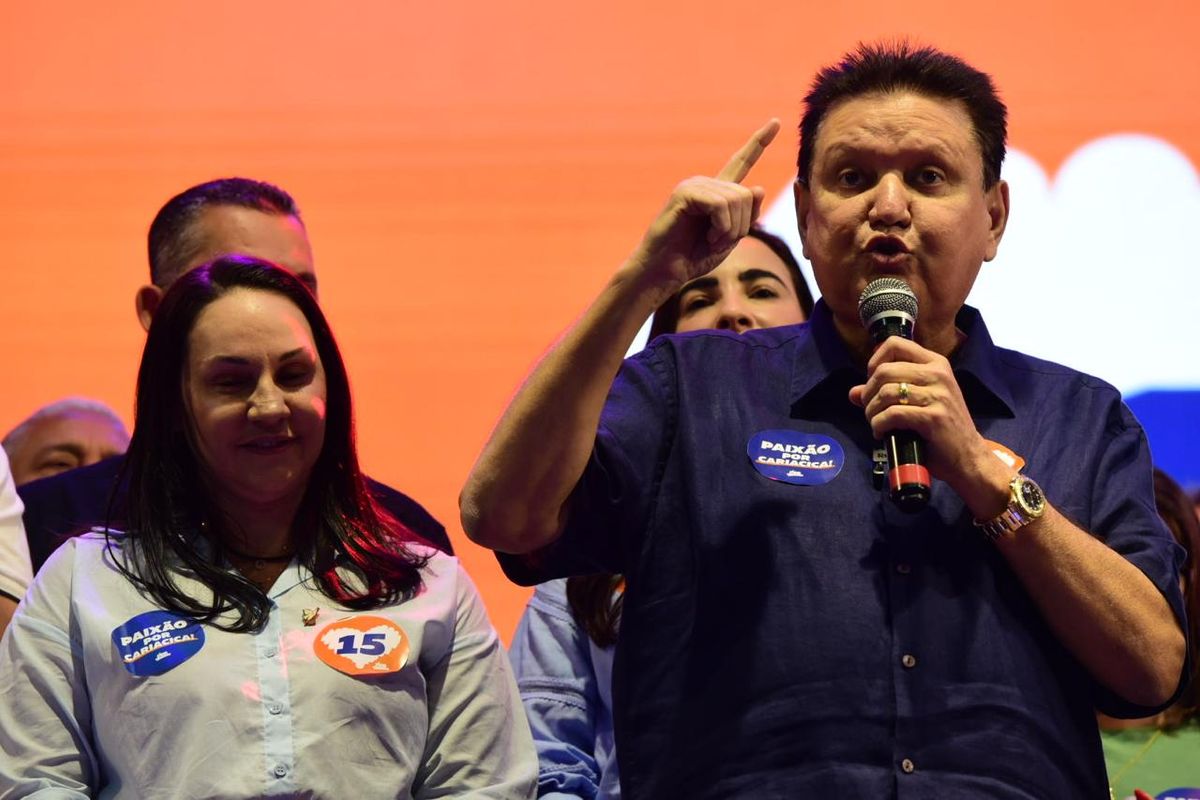 Convenção do MDB oficializa Euclério Sampaio como candidato à reeleição pela Prefeitura de Cariacica. Evento teve apoio do governador Renato Casangrande, do PSB, e formaliza Shymenne Benevicto como vice na chapa por Carlos Alberto Silva