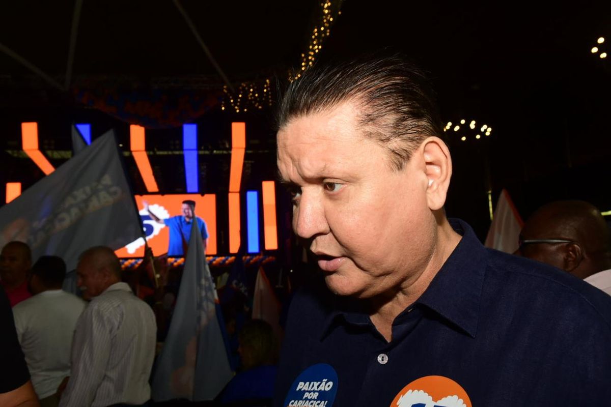 Convenção do MDB oficializa Euclério Sampaio como candidato à reeleição pela Prefeitura de Cariacica. Evento teve apoio do governador Renato Casangrande, do PSB, e formaliza Shymenne Benevicto como vice na chapa por Carlos Alberto Silva