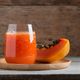 Imagem - De  mamão com laranja a berinjela: 11 sucos ricos em nutrientes para emagrecer