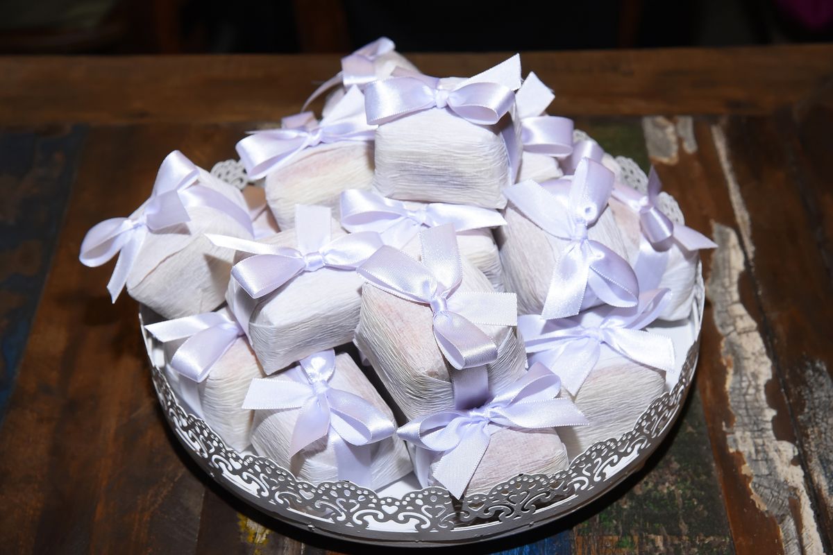 Bem-casados by Louise Lacourt