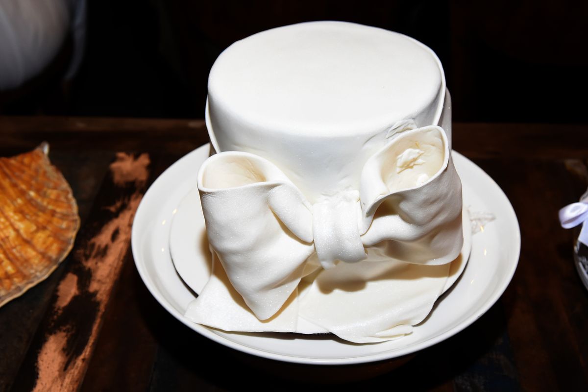 Bolo by Evilazia Navarro