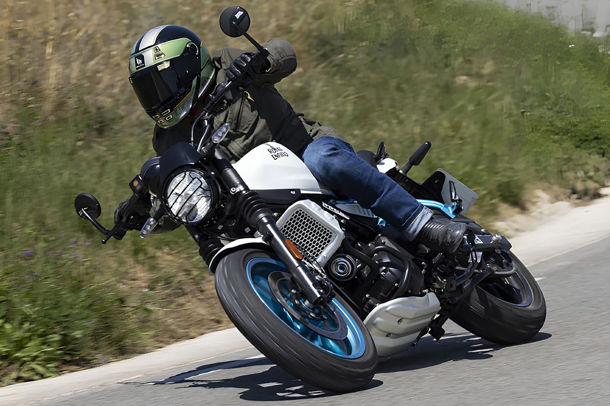 Royal Enfield Guerrilla 450