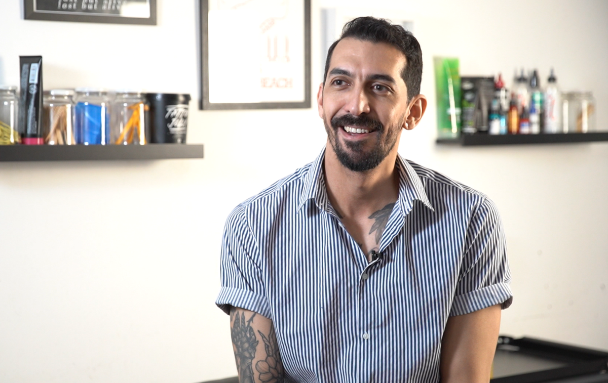 Tatuador relata maior procura por desenhos com a cara do capixaba