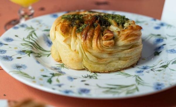 Croissants recheados, folhados diversos e baguettes fazem sucesso no ES