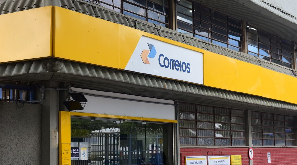 Agência dos Correios, Leitão da Silva, Vitória