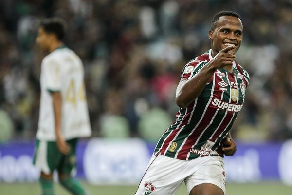 Arias marcou para o Fluminense no Maracanã