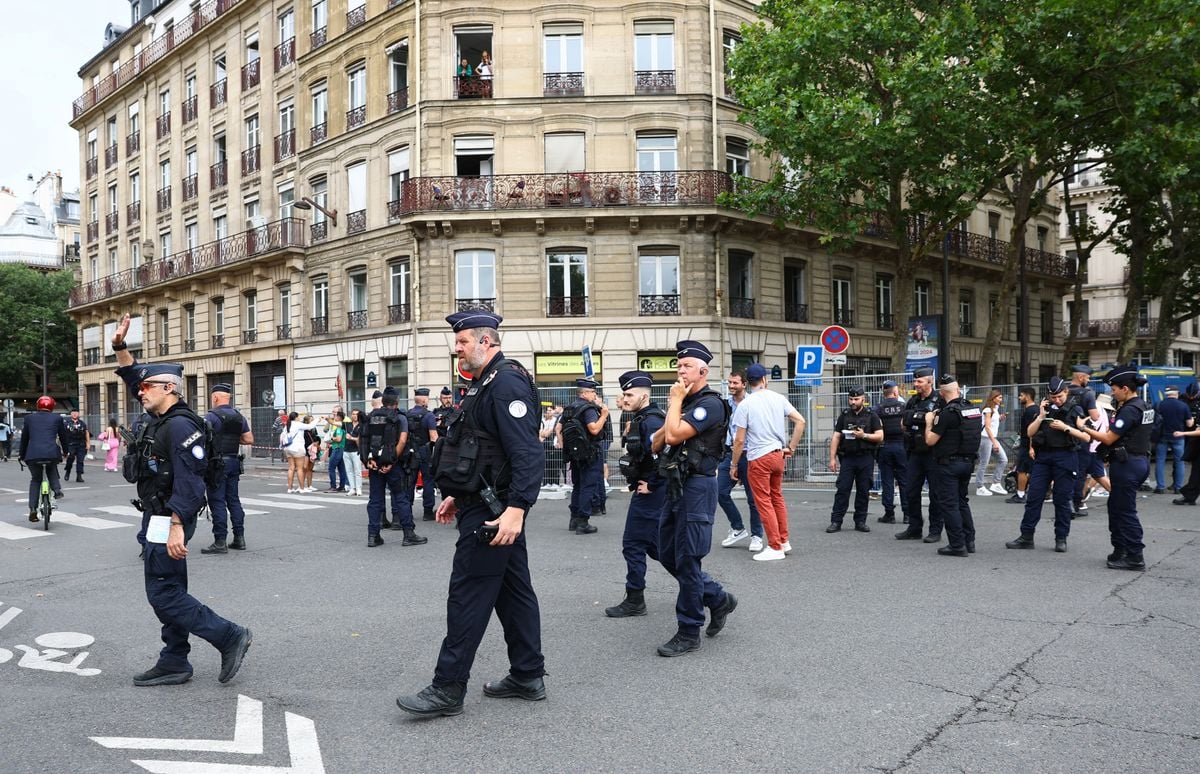 O policiamento e segurança estão reforçados em Paris para a abertura das Olimpíadas